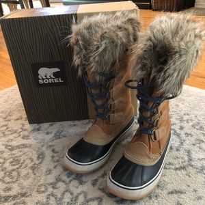 Sorel Joan of Arctic boots